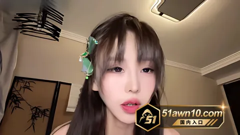 Serena511穿白色吊带内衣自慰及口交细节3 ST站E奶校花 Serena511 白 Serena511穿白色吊带内衣自慰及口交细节3