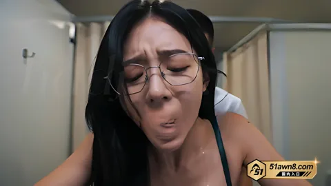 AI短剧《妻之秘癖》人妻偷窥自慰与沙发后入4 AI短剧 妻之秘癖 人妻暗处看闺蜜被老 AI短剧《妻之秘癖》人妻偷窥自慰与沙发后入4