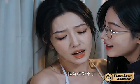 AI短剧《妻之秘癖》人妻偷窥自慰与沙发后入2 AI短剧 妻之秘癖 人妻暗处看闺蜜被老 AI短剧《妻之秘癖》人妻偷窥自慰与沙发后入2