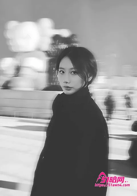 SkyeChoo在床上被揉两人缠在一起8 约炮大神 线下约操长发大学生 Skye SkyeChoo在床上被揉两人缠在一起8