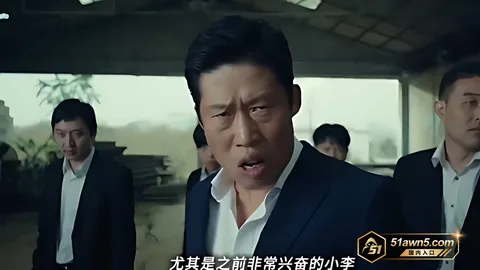 蓝色制服男与神秘女子4 社会纪实 蓝色制服男与神秘女子 场景多 蓝色制服男与神秘女子4