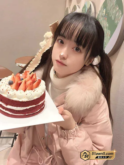 上海妹子洛丽塔私拍揉胸被摸2 上海妹子洛丽塔 白蕾丝私拍 镜前揉胸床 上海妹子洛丽塔私拍揉胸被摸2