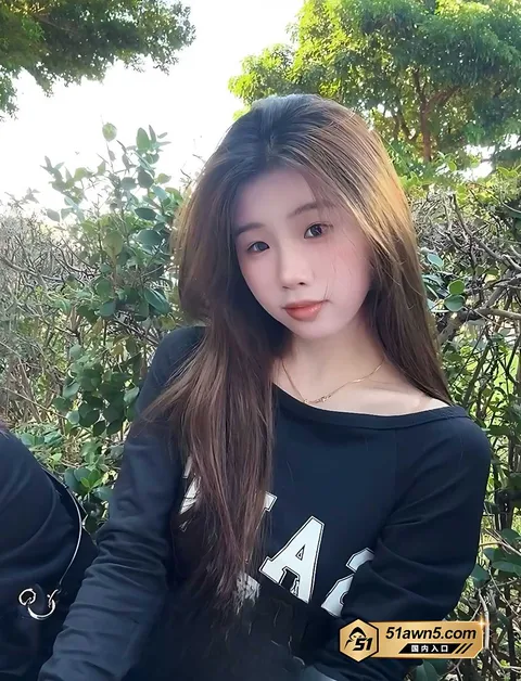 美春佩在卧室全裸玩弄身体2 高颜值04年长发嫩妹 美春佩 露脸与男 美春佩在卧室全裸玩弄身体2