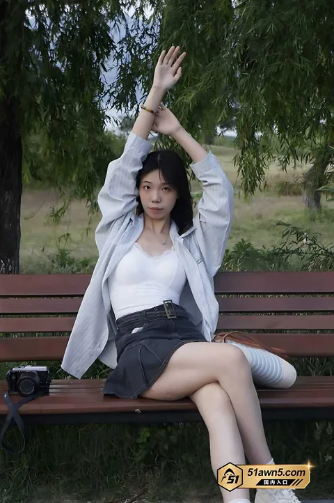 苏露月用紫色仿真棒玩骚逼3 网友曝光 广东骚货前女友苏露月 骚穴塞 苏露月用紫色仿真棒玩骚逼3