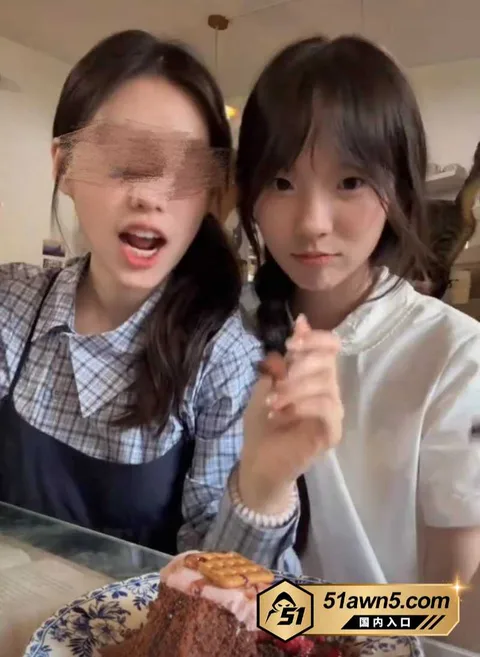 方立圆20 青岛驻唱女网红 方立圆 主动约炮骗炮 方立圆20