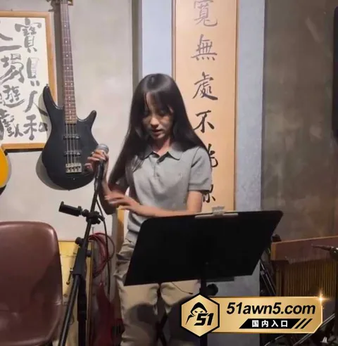 方立圆21 青岛驻唱女网红 方立圆 主动约炮骗炮 方立圆21