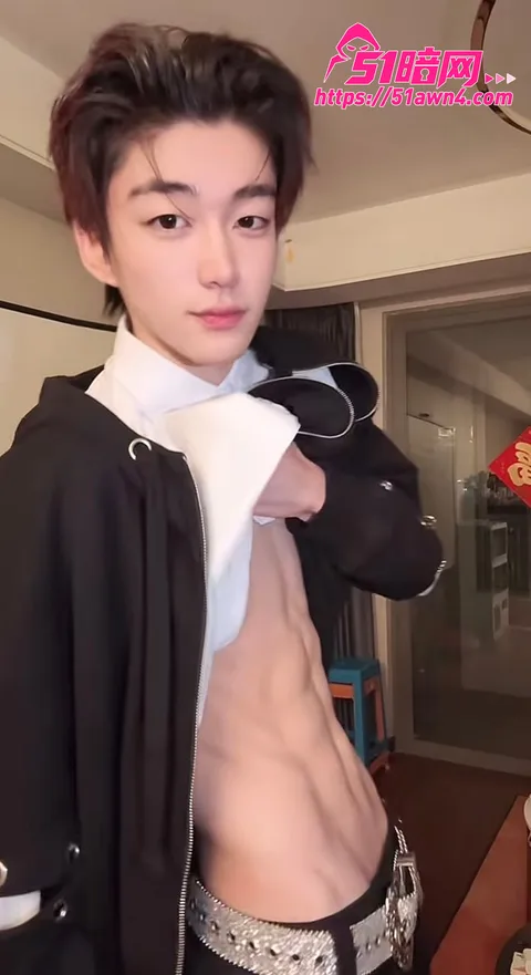 photo20260819115403 抖音11万粉型男 大风宇 下海拍Gay photo20260819115403